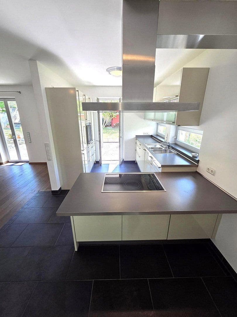 Prodej domu 505 m², pozemek 799 m², Bensheim, Hessen Prodej domu 505 m², pozemek 799 m², Bensheim, Hessen