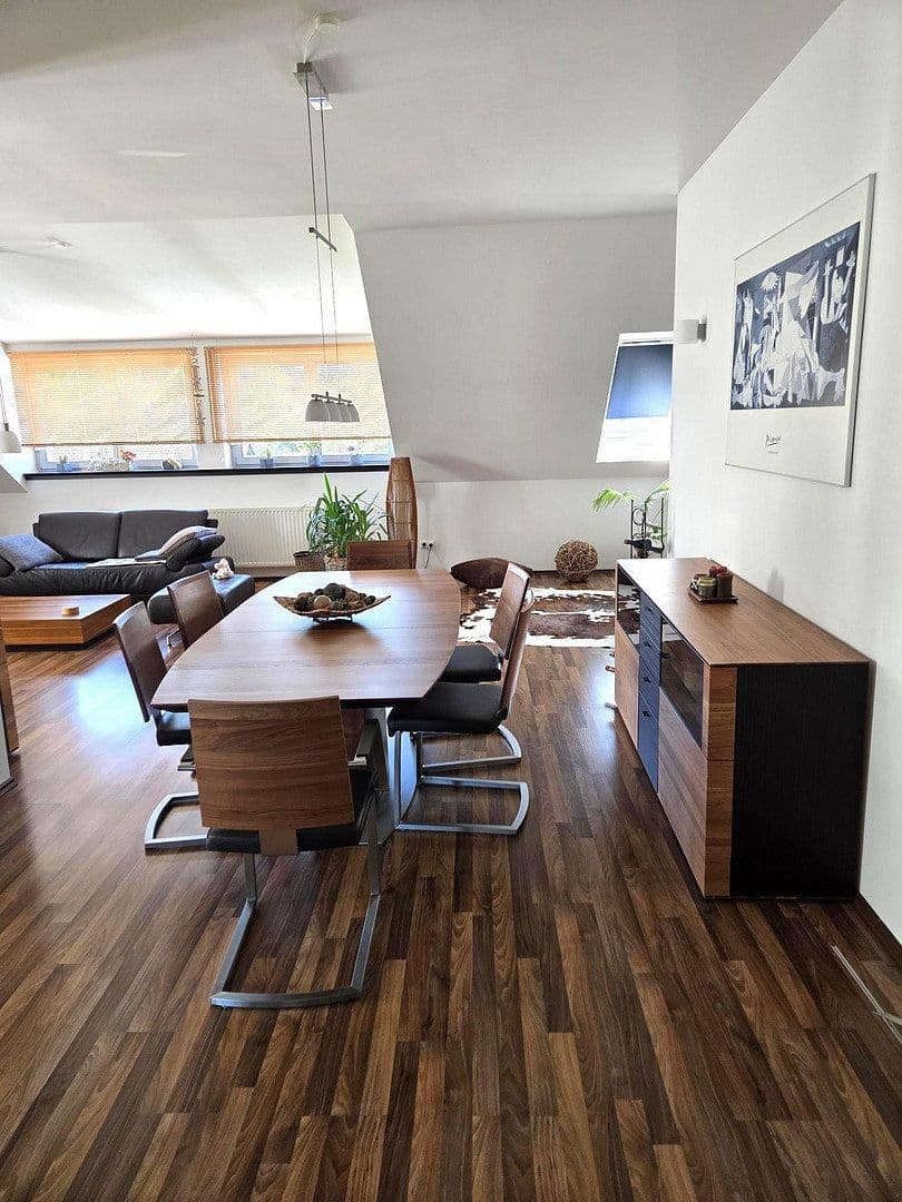 Prodej domu 505 m², pozemek 799 m², Bensheim, Hessen Prodej domu 505 m², pozemek 799 m², Bensheim, Hessen