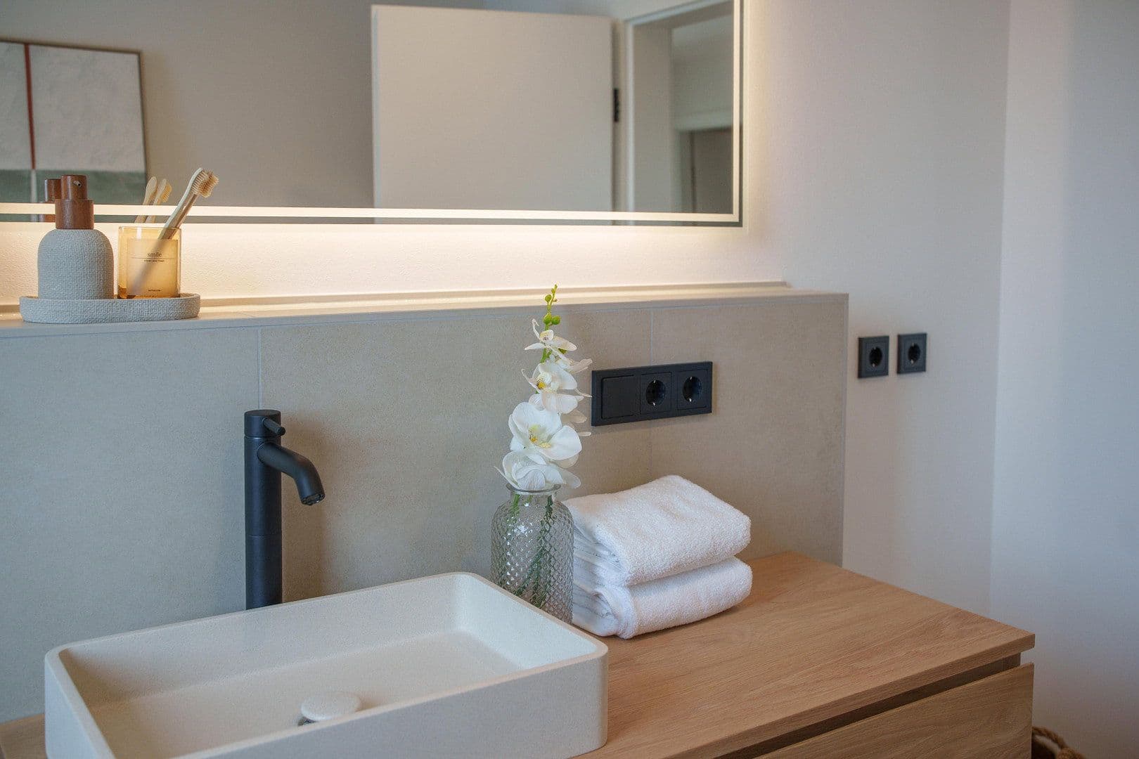 Prodej bytu 3+kk 85 m², Dr.-Külz-Straße 15, Radebeul, Sasko Prodej bytu 3+kk 85 m², Dr.-Külz-Straße 15, Radebeul, Sasko