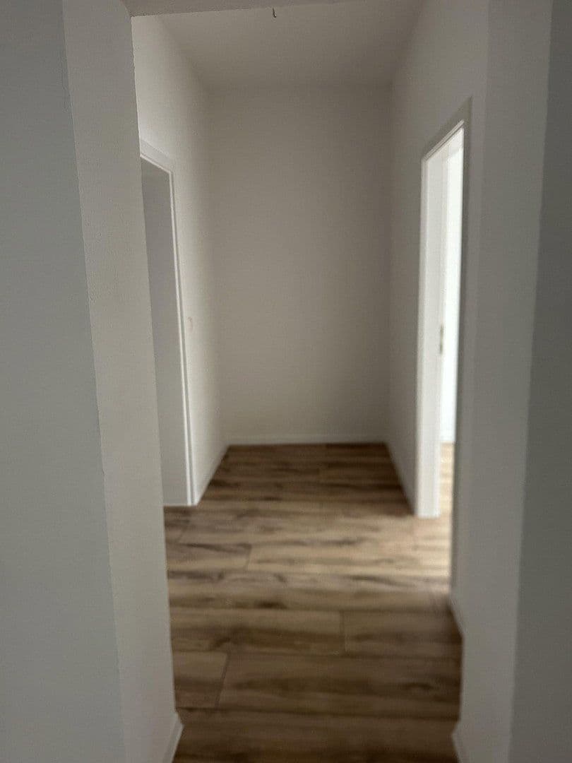 Pronájem bytu 1+1 39 m², Merseburger Str. 49, Halle Saale, Sasko-Anhaltsko Pronájem bytu 1+1 39 m², Merseburger Str. 49, Halle Saale, Sasko-Anhaltsko