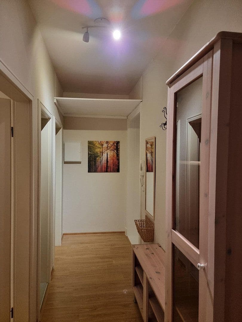 Prodej bytu 2+1 47 m², Gutenbergstr. 25, Berlin, Berlín Prodej bytu 2+1 47 m², Gutenbergstr. 25, Berlin, Berlín