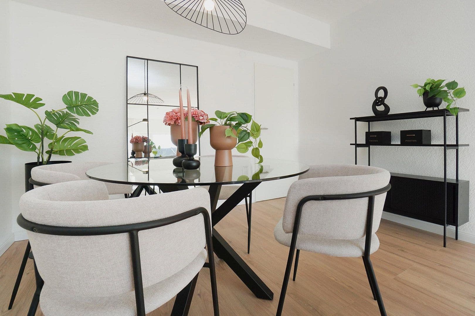 Prodej domu 105 m², pozemek 247 m², Delmenhorst, Dolní Sasko Prodej domu 105 m², pozemek 247 m², Delmenhorst, Dolní Sasko