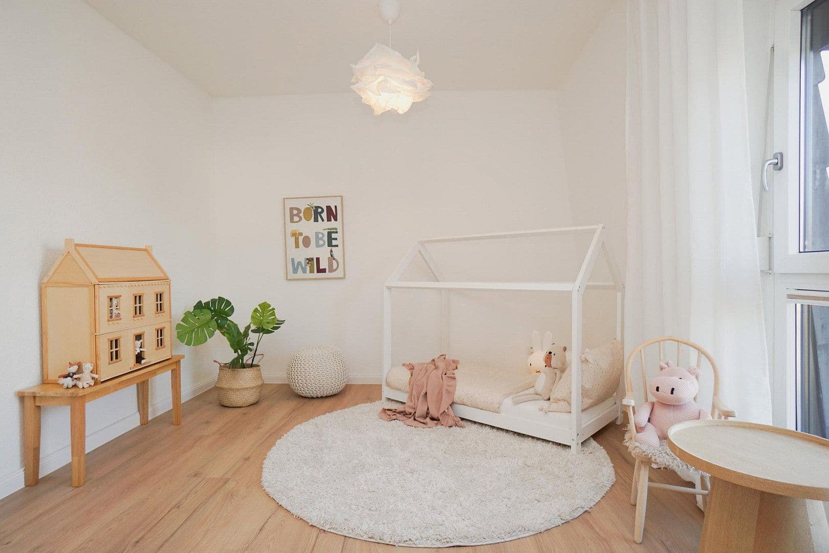 Prodej domu 105 m², pozemek 247 m², Delmenhorst, Dolní Sasko Prodej domu 105 m², pozemek 247 m², Delmenhorst, Dolní Sasko
