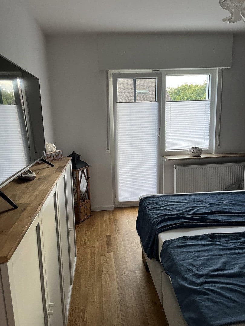 Prodej domu 100 m², pozemek 500 m², Oberursel (Taunus), Hessen Prodej domu 100 m², pozemek 500 m², Oberursel (Taunus), Hessen