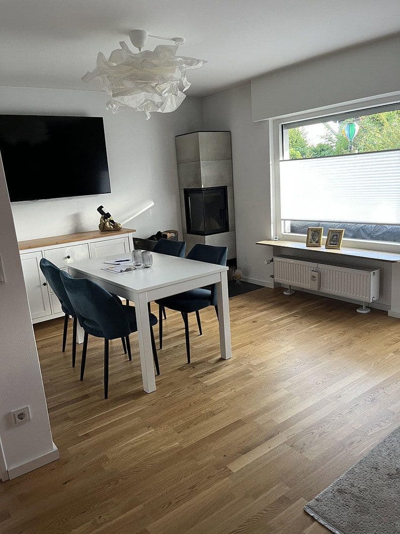 Prodej domu 100 m², pozemek 500 m², Oberursel (Taunus), Hessen Prodej domu 100 m², pozemek 500 m², Oberursel (Taunus), Hessen