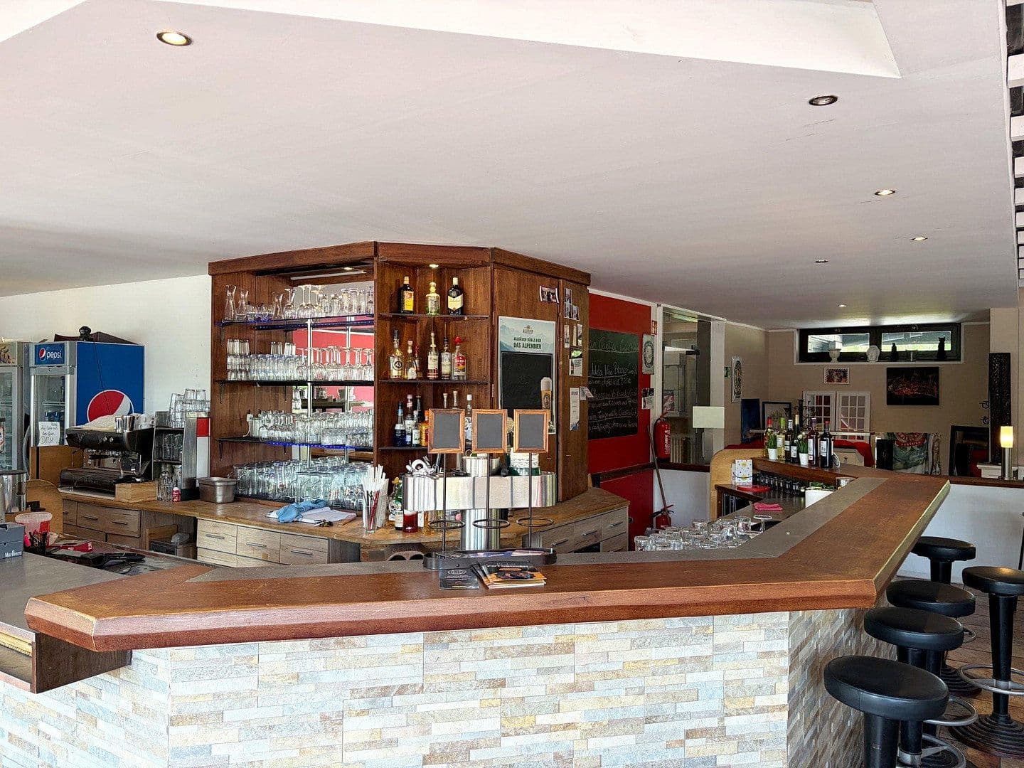 Pronájem nebytového prostoru 460 m², Ostfeldmark 11, Bochum, Severní Porýní-Vestfálsko Pronájem nebytového prostoru 460 m², Ostfeldmark 11, Bochum, Severní Porýní-Vestfálsko