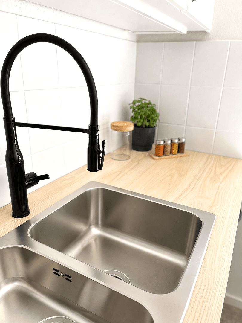 Pronájem bytu 3+1 70 m², Weststraße 9, Kiel, Šlesvicko-Holštýnsko Pronájem bytu 3+1 70 m², Weststraße 9, Kiel, Šlesvicko-Holštýnsko