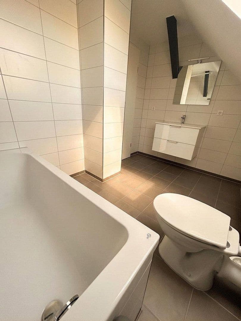 Pronájem bytu 2+1 48 m², Kirchstraße 33, Dessau-Roßlau, Sasko-Anhaltsko Pronájem bytu 2+1 48 m², Kirchstraße 33, Dessau-Roßlau, Sasko-Anhaltsko