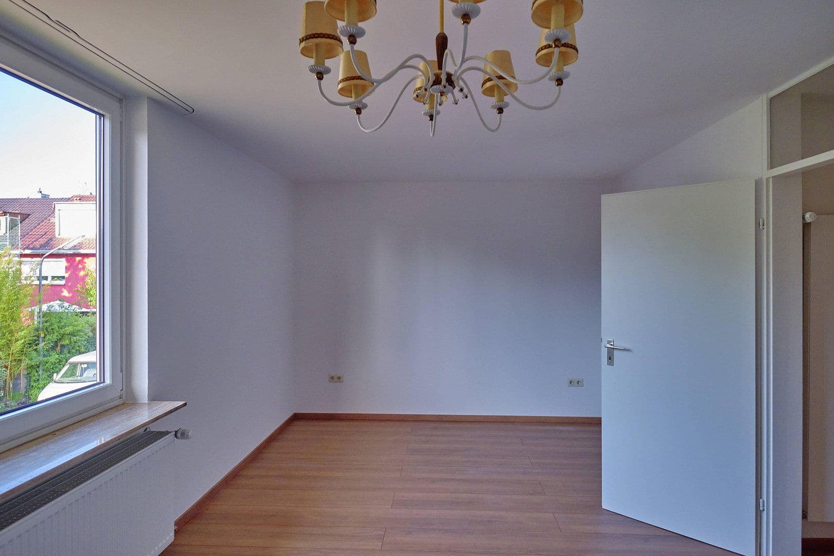 Pronájem domu 125 m², pozemek 149 m², München, Bavorsko Pronájem domu 125 m², pozemek 149 m², München, Bavorsko