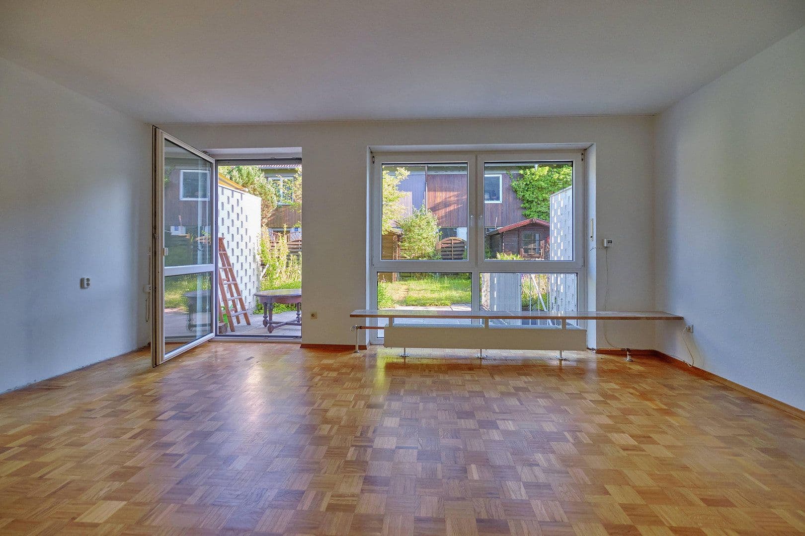 Pronájem domu 125 m², pozemek 149 m², München, Bavorsko Pronájem domu 125 m², pozemek 149 m², München, Bavorsko
