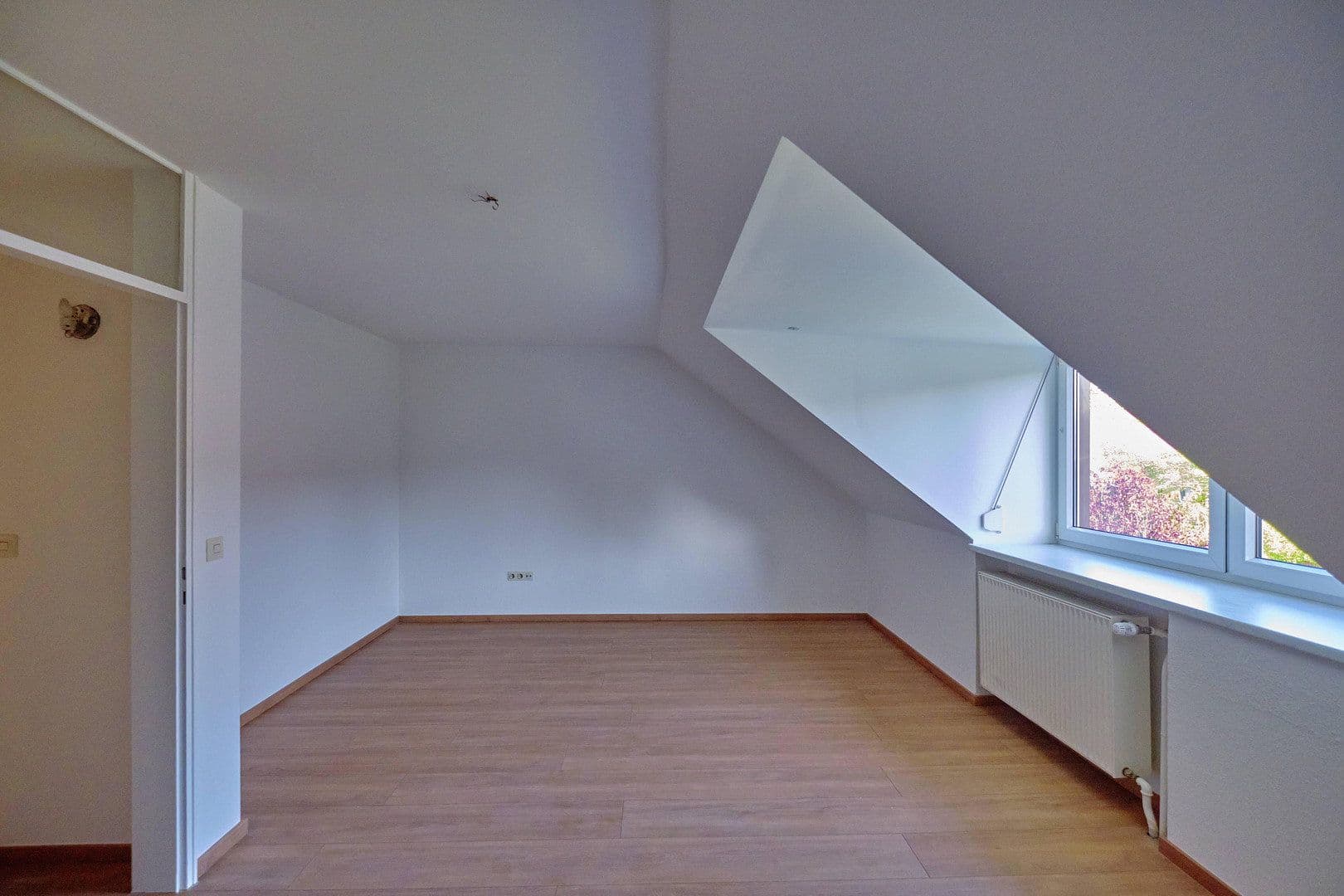 Pronájem domu 125 m², pozemek 149 m², München, Bavorsko Pronájem domu 125 m², pozemek 149 m², München, Bavorsko