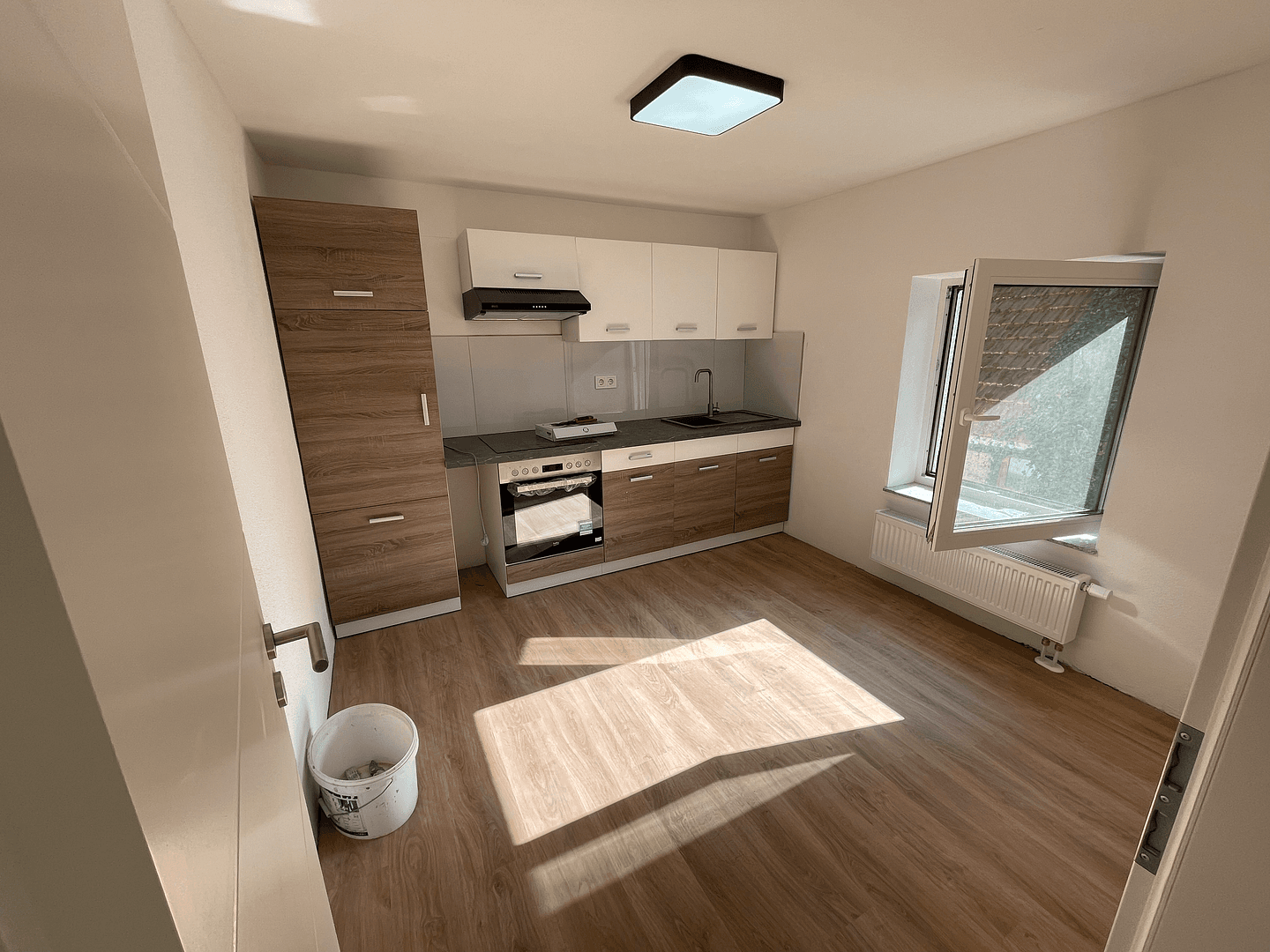 Pronájem bytu 2+kk 87 m², Illertissen, Bavorsko Pronájem bytu 2+kk 87 m², Illertissen, Bavorsko