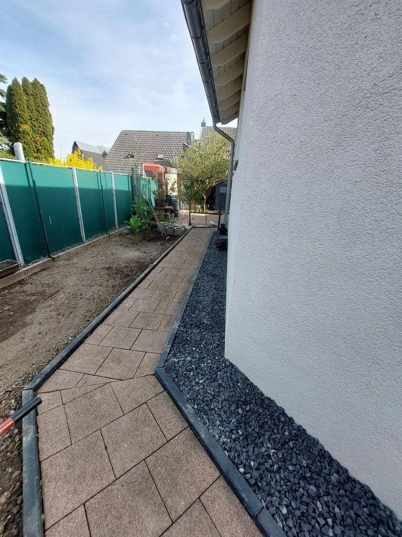 Prodej domu 143 m², pozemek 314 m², Offermannsstr 9, Baesweiler, Severní Porýní-Vestfálsko Prodej domu 143 m², pozemek 314 m², Offermannsstr 9, Baesweiler, Severní Porýní-Vestfálsko