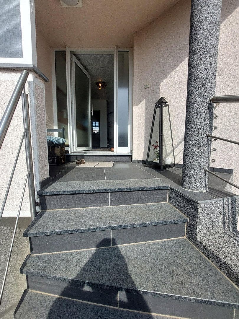 Prodej domu 143 m², pozemek 314 m², Offermannsstr 9, Baesweiler, Severní Porýní-Vestfálsko Prodej domu 143 m², pozemek 314 m², Offermannsstr 9, Baesweiler, Severní Porýní-Vestfálsko