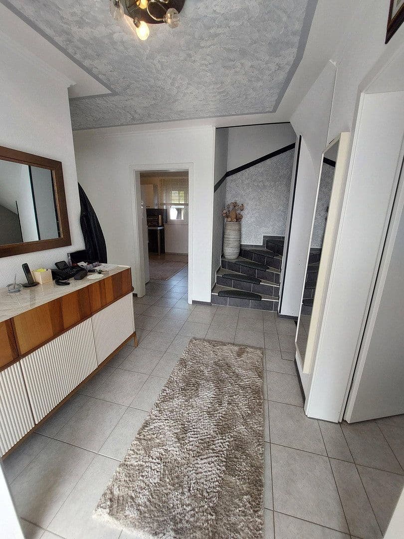 Prodej domu 143 m², pozemek 314 m², Offermannsstr 9, Baesweiler, Severní Porýní-Vestfálsko Prodej domu 143 m², pozemek 314 m², Offermannsstr 9, Baesweiler, Severní Porýní-Vestfálsko