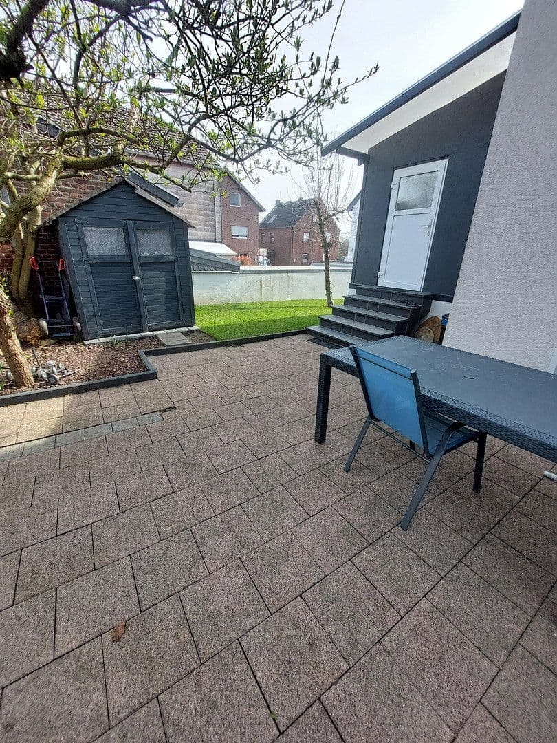 Prodej domu 143 m², pozemek 314 m², Offermannsstr 9, Baesweiler, Severní Porýní-Vestfálsko Prodej domu 143 m², pozemek 314 m², Offermannsstr 9, Baesweiler, Severní Porýní-Vestfálsko