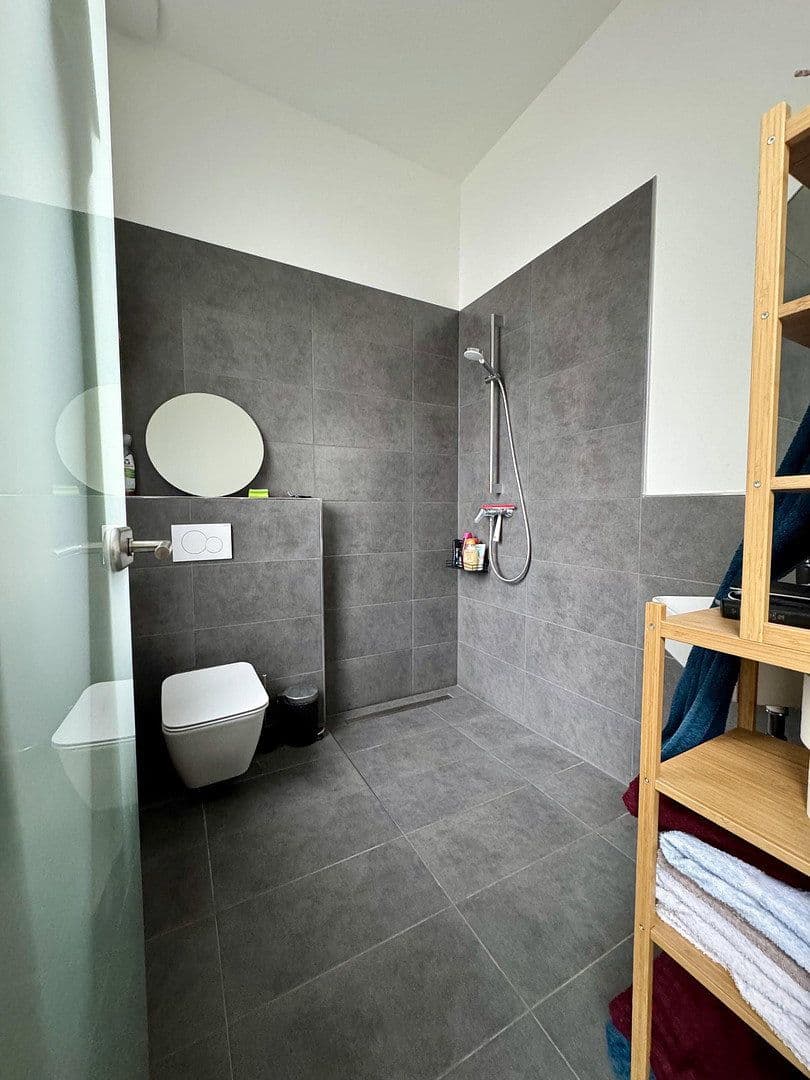 Pronájem bytu 3+1 80 m², Mönchengladbach, Severní Porýní-Vestfálsko Pronájem bytu 3+1 80 m², Mönchengladbach, Severní Porýní-Vestfálsko