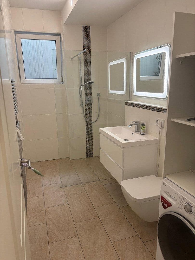 Pronájem bytu 1+1 46 m², Unterhaching, Bavorsko Pronájem bytu 1+1 46 m², Unterhaching, Bavorsko