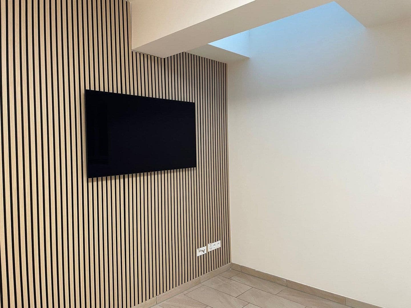 Pronájem bytu 1+1 46 m², Unterhaching, Bavorsko Pronájem bytu 1+1 46 m², Unterhaching, Bavorsko