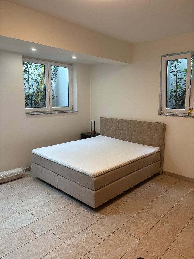 Pronájem bytu 1+1 46 m², Unterhaching, Bavorsko Pronájem bytu 1+1 46 m², Unterhaching, Bavorsko