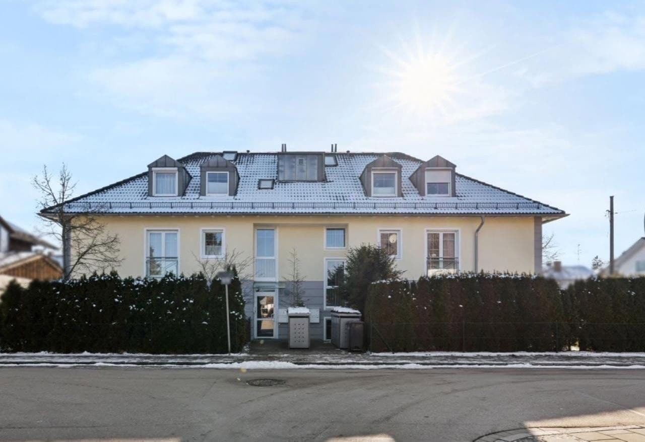 Pronájem bytu 1+1 46 m², Unterhaching, Bavorsko Pronájem bytu 1+1 46 m², Unterhaching, Bavorsko
