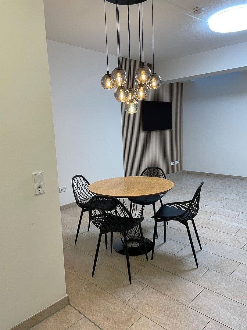 Pronájem bytu 1+1 46 m², Unterhaching, Bavorsko Pronájem bytu 1+1 46 m², Unterhaching, Bavorsko