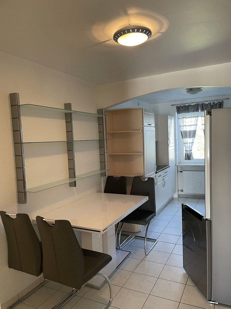 Pronájem bytu 3+1 78 m², Rathausstraße 21, Karlsfeld, Bavorsko Pronájem bytu 3+1 78 m², Rathausstraße 21, Karlsfeld, Bavorsko