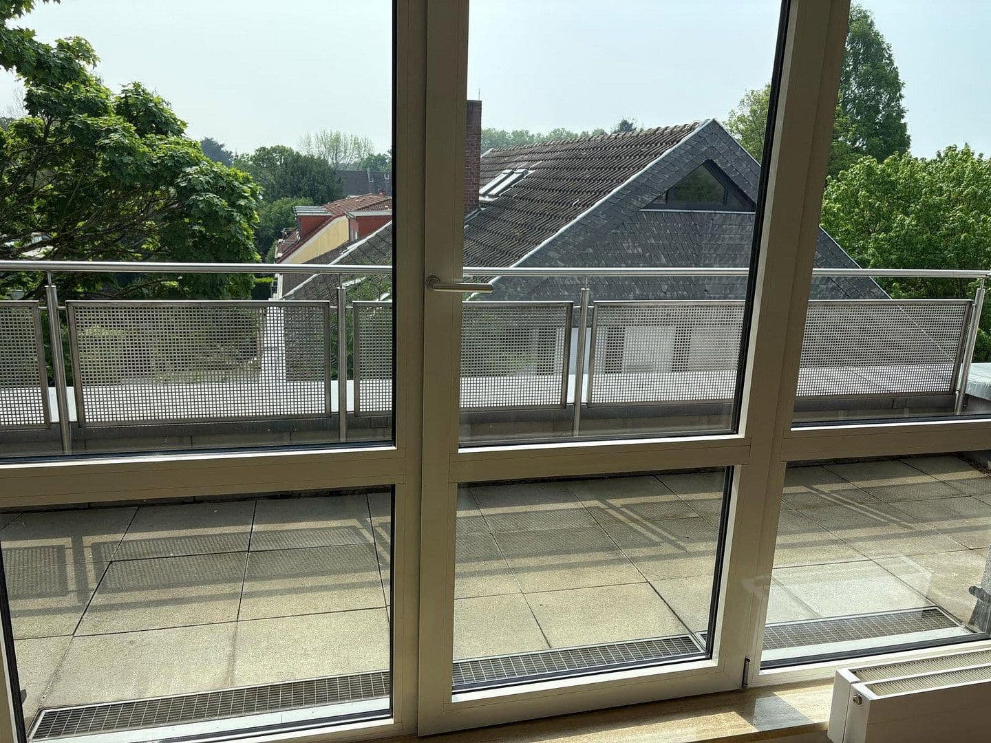 Pronájem bytu 2+1 80 m², Köln, Severní Porýní-Vestfálsko Pronájem bytu 2+1 80 m², Köln, Severní Porýní-Vestfálsko