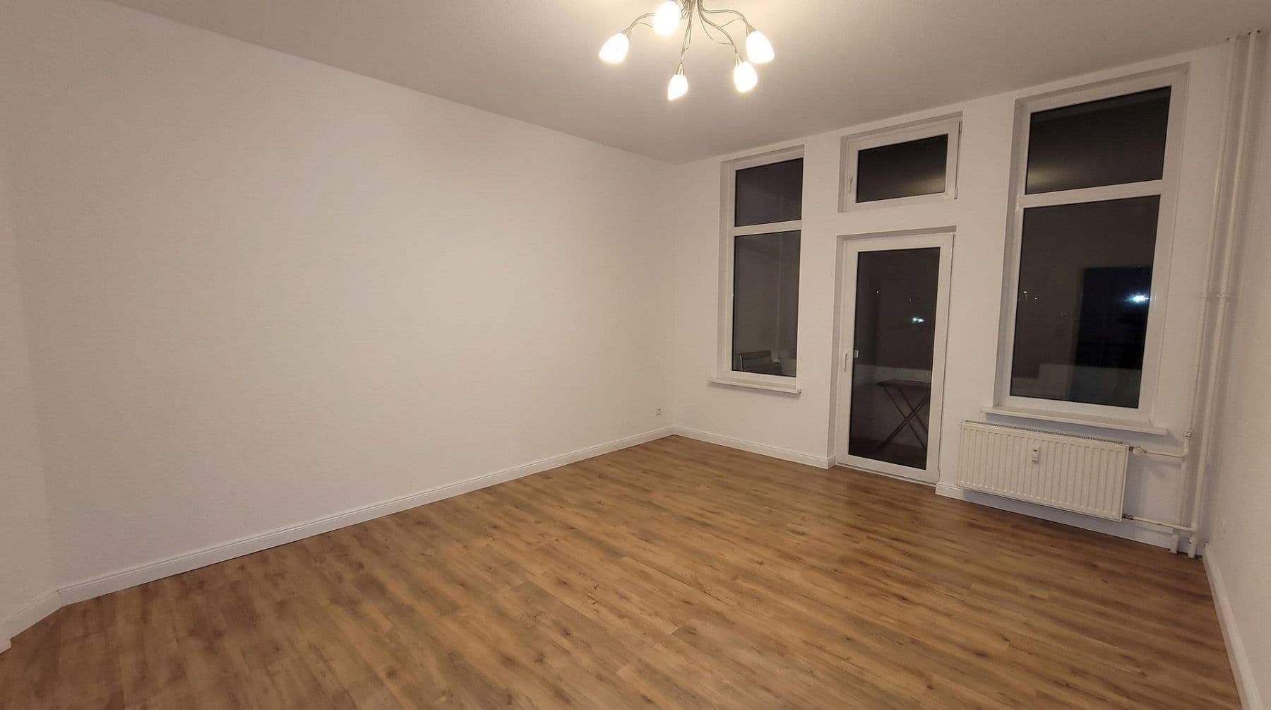Pronájem bytu 3+kk 125 m², Johannesstr. 08, Helmstedt, Dolní Sasko Pronájem bytu 3+kk 125 m², Johannesstr. 08, Helmstedt, Dolní Sasko