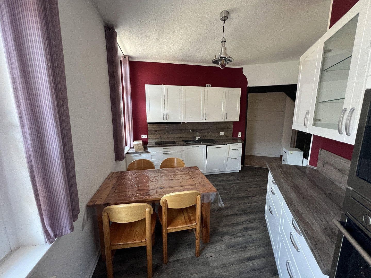 Pronájem bytu 3+1 125 m², Johannesstr. 08, Helmstedt, Dolní Sasko Pronájem bytu 3+1 125 m², Johannesstr. 08, Helmstedt, Dolní Sasko