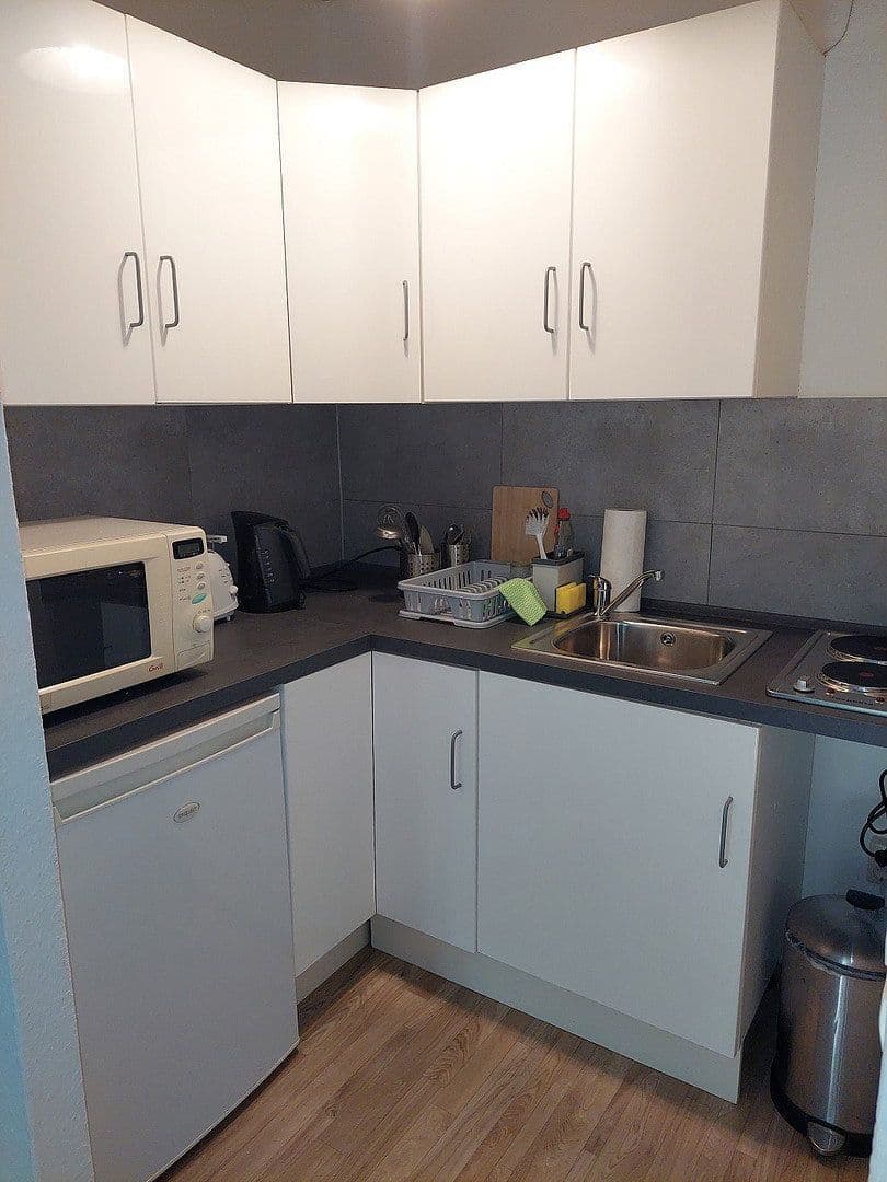 Pronájem bytu 1+1 34 m², Altmarkstraße 00, Berlin, Berlín Pronájem bytu 1+1 34 m², Altmarkstraße 00, Berlin, Berlín