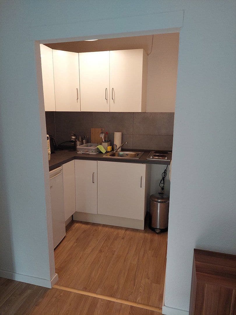 Pronájem bytu 1+1 34 m², Altmarkstraße 00, Berlin, Berlín Pronájem bytu 1+1 34 m², Altmarkstraße 00, Berlin, Berlín