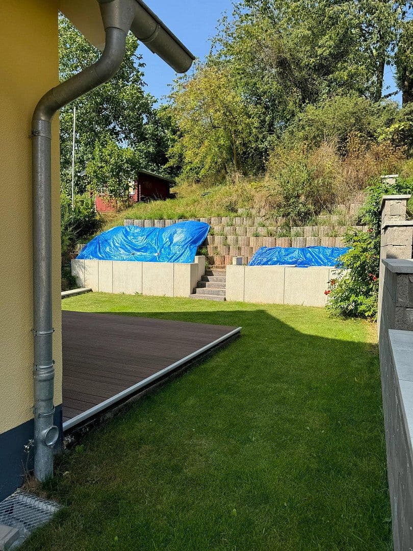 Pronájem bytu 3+1 97 m², Rhönstraße 3A, Ronneburg, Hessen Pronájem bytu 3+1 97 m², Rhönstraße 3A, Ronneburg, Hessen