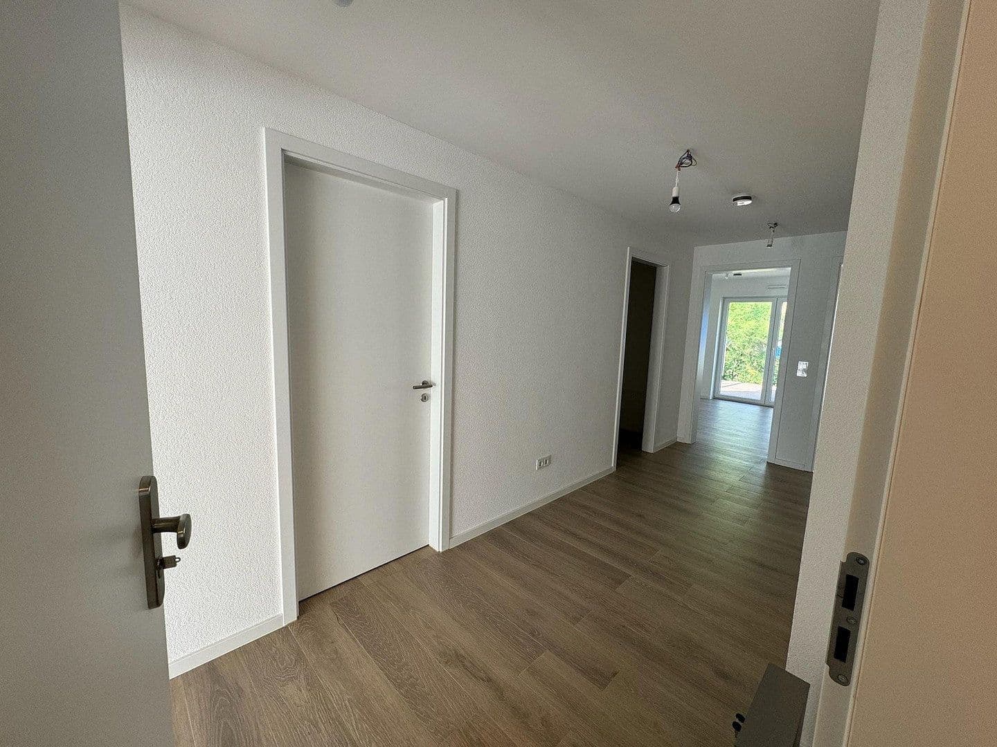 Pronájem bytu 3+1 97 m², Rhönstraße 3A, Ronneburg, Hessen Pronájem bytu 3+1 97 m², Rhönstraße 3A, Ronneburg, Hessen
