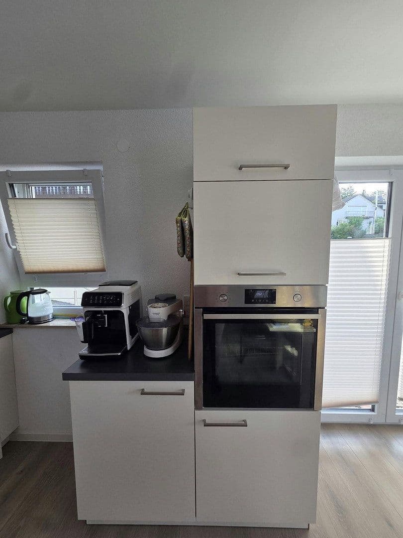 Pronájem bytu 3+1 97 m², Rhönstraße 3A, Ronneburg, Hessen Pronájem bytu 3+1 97 m², Rhönstraße 3A, Ronneburg, Hessen