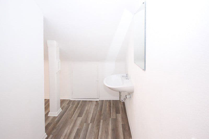 Prodej bytu 6+1 80 m², Stuttgart, Bádensko-Württembersko Prodej bytu 6+1 80 m², Stuttgart, Bádensko-Württembersko