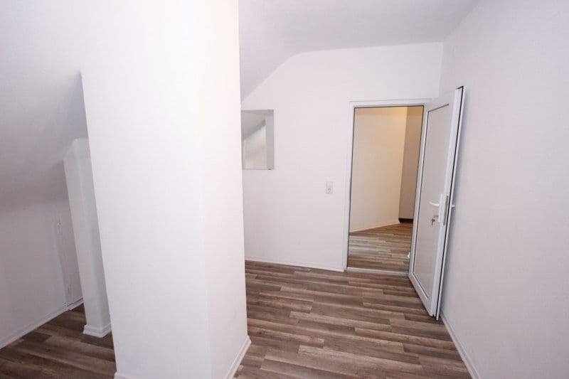 Prodej bytu 6+1 80 m², Stuttgart, Bádensko-Württembersko Prodej bytu 6+1 80 m², Stuttgart, Bádensko-Württembersko