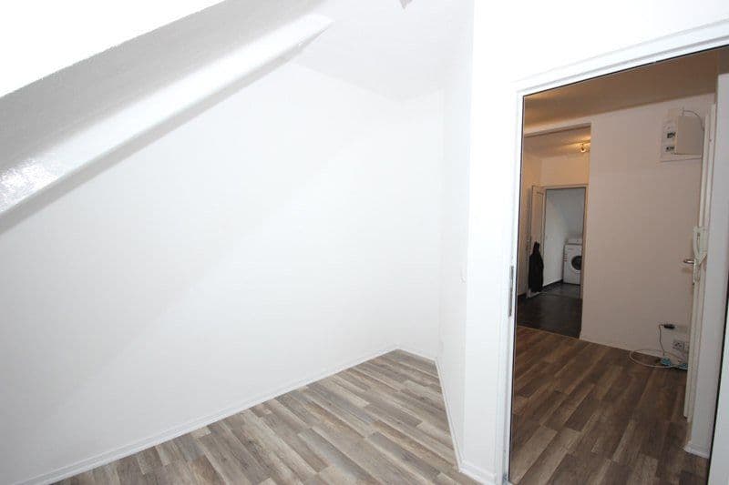 Prodej bytu 6+1 80 m², Stuttgart, Bádensko-Württembersko Prodej bytu 6+1 80 m², Stuttgart, Bádensko-Württembersko