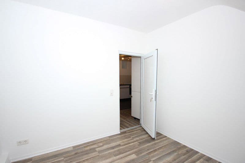 Prodej bytu 6+1 80 m², Stuttgart, Bádensko-Württembersko Prodej bytu 6+1 80 m², Stuttgart, Bádensko-Württembersko