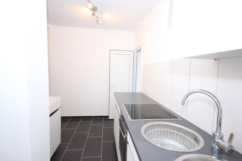 Prodej bytu 6+1 80 m², Stuttgart, Bádensko-Württembersko Prodej bytu 6+1 80 m², Stuttgart, Bádensko-Württembersko
