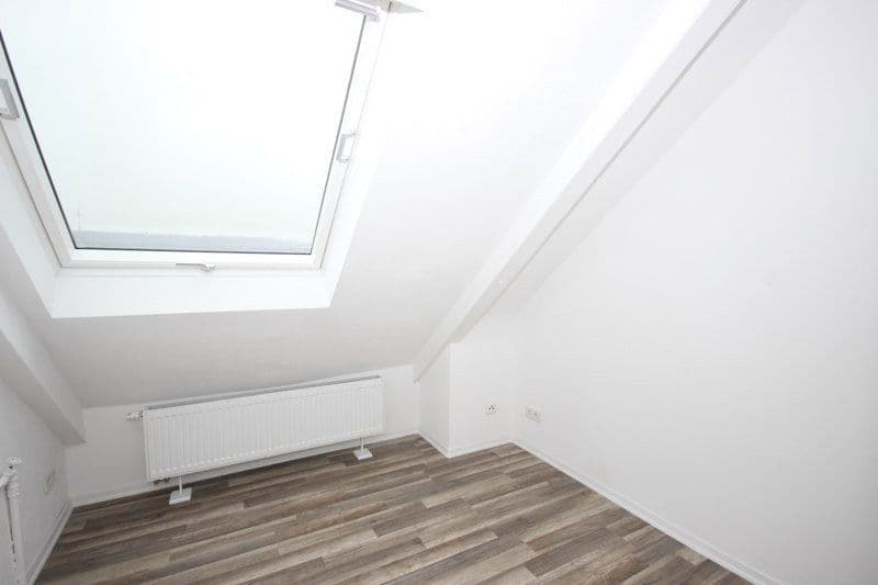 Prodej bytu 6+1 80 m², Stuttgart, Bádensko-Württembersko Prodej bytu 6+1 80 m², Stuttgart, Bádensko-Württembersko