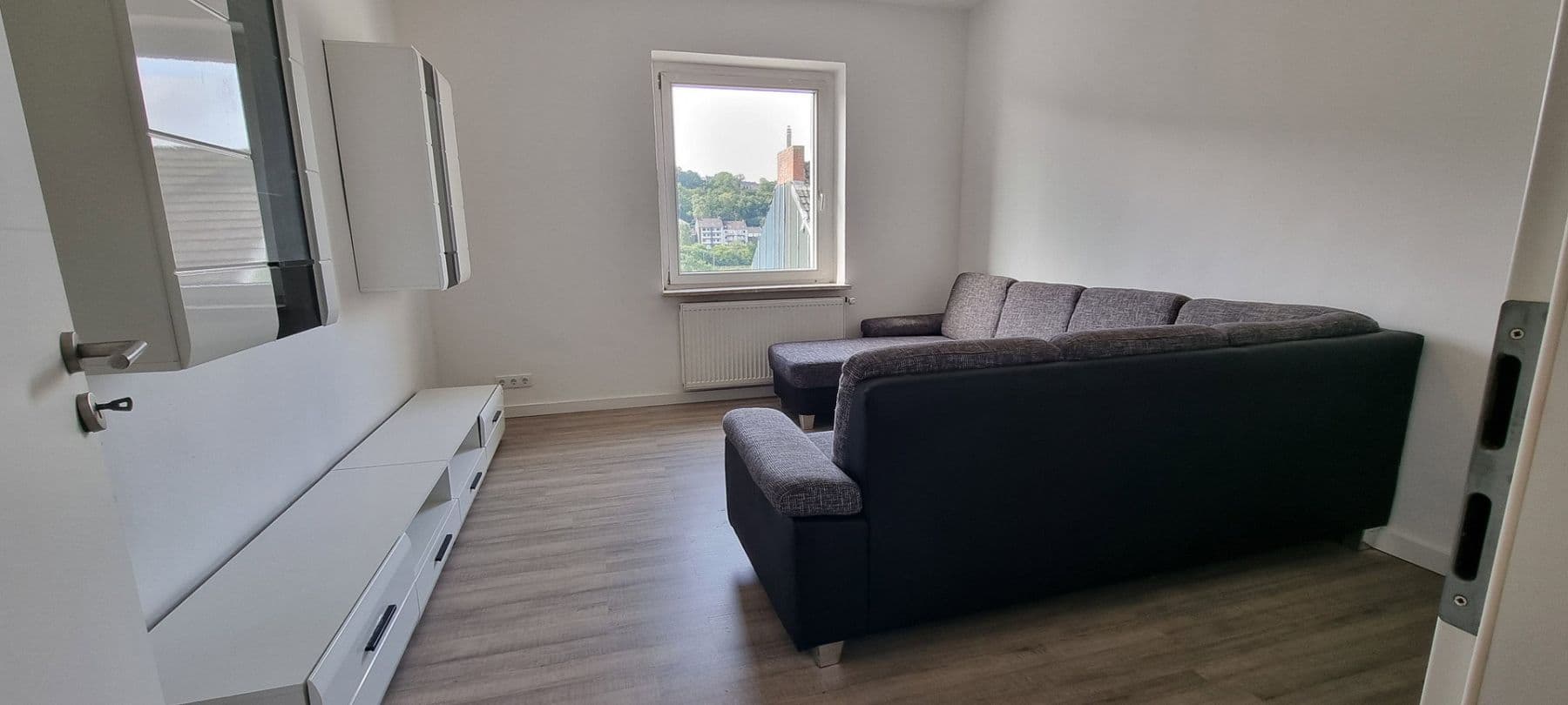 Pronájem bytu 4+1 103 m², Anilinstr. 30, Wuppertal, Severní Porýní-Vestfálsko Pronájem bytu 4+1 103 m², Anilinstr. 30, Wuppertal, Severní Porýní-Vestfálsko