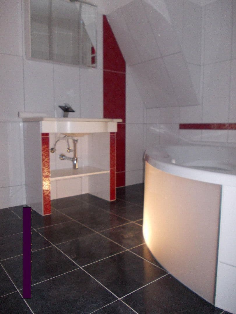 Prodej domu 286 m², pozemek 270 m², Lutherstraße 35, Reichenbach, Sasko Prodej domu 286 m², pozemek 270 m², Lutherstraße 35, Reichenbach, Sasko