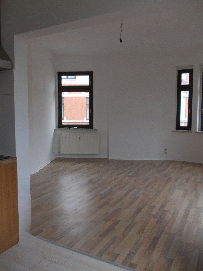 Prodej domu 286 m², pozemek 270 m², Lutherstraße 35, Reichenbach, Sasko Prodej domu 286 m², pozemek 270 m², Lutherstraße 35, Reichenbach, Sasko