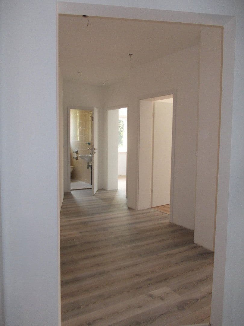 Prodej domu 286 m², pozemek 270 m², Lutherstraße 35, Reichenbach, Sasko Prodej domu 286 m², pozemek 270 m², Lutherstraße 35, Reichenbach, Sasko