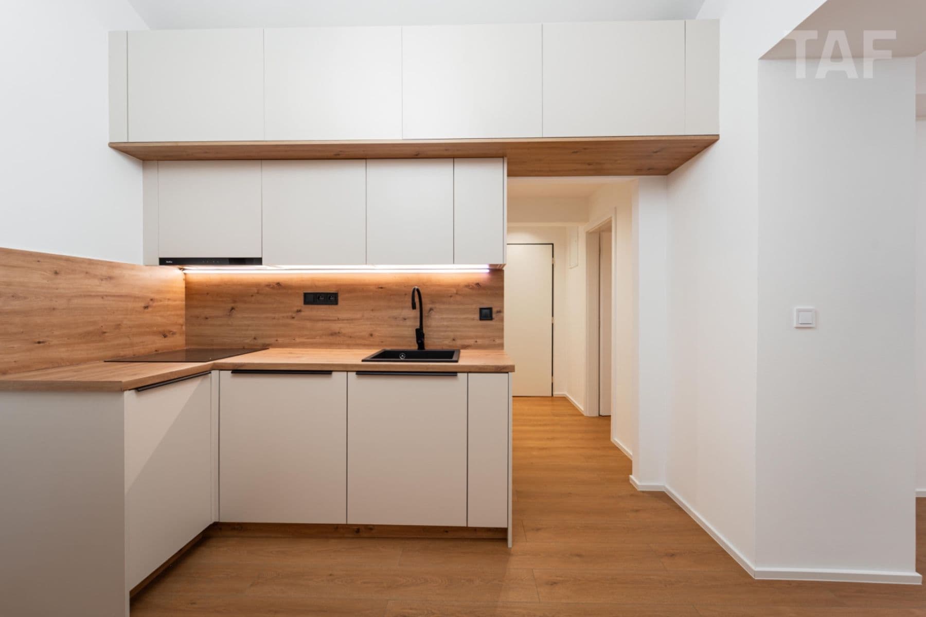 Prodej bytu 3+kk 47 m², Liborova, Praha, Praha Prodej bytu 3+kk 47 m², Liborova, Praha, Praha
