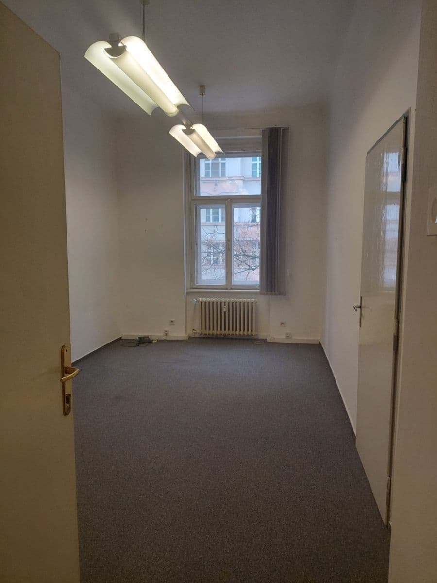 Pronájem kanceláře 17 m², Blanická, Praha, Praha Pronájem kanceláře 17 m², Blanická, Praha, Praha