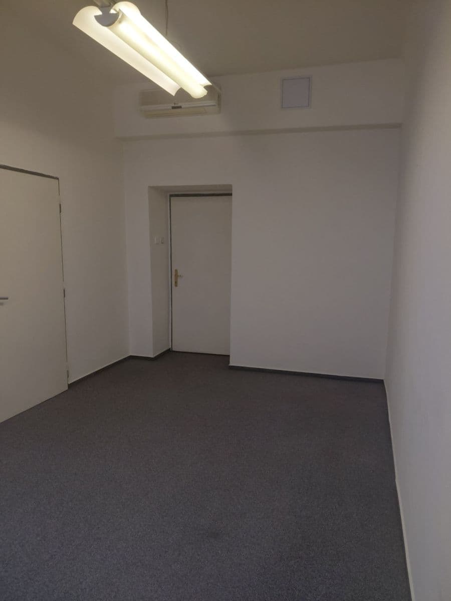 Pronájem kanceláře 17 m², Blanická, Praha, Praha Pronájem kanceláře 17 m², Blanická, Praha, Praha