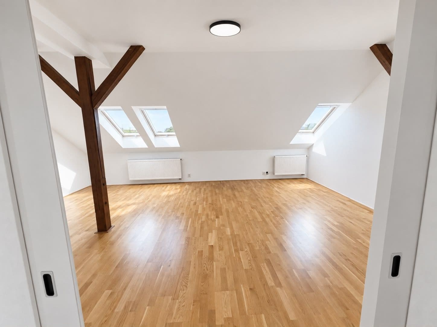 Pronájem bytu 100 m², Milešovská, Praha, Praha Pronájem bytu 100 m², Milešovská, Praha, Praha