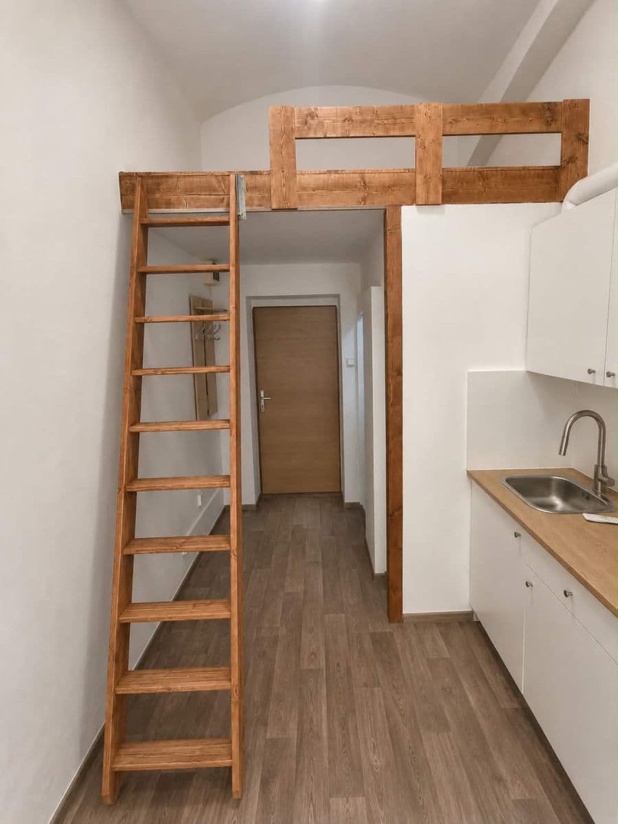 Pronájem bytu 1+kk 13 m², U Smaltovny, Praha, Praha Pronájem bytu 1+kk 13 m², U Smaltovny, Praha, Praha